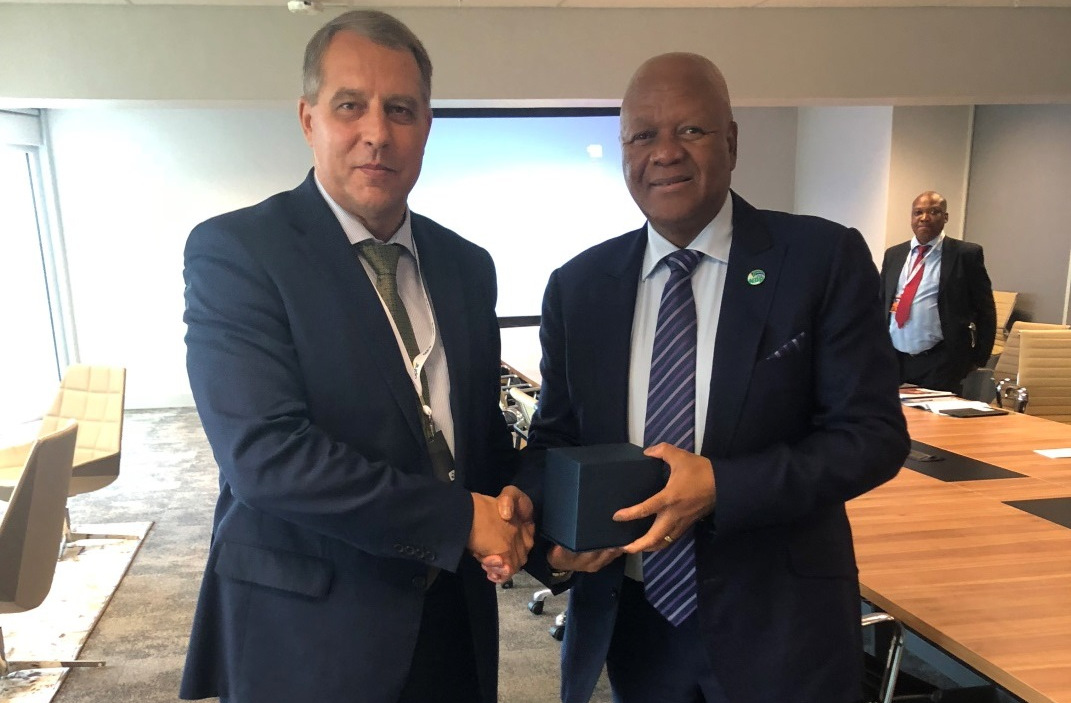 Secretary General met the Minister of Energy of South Africa