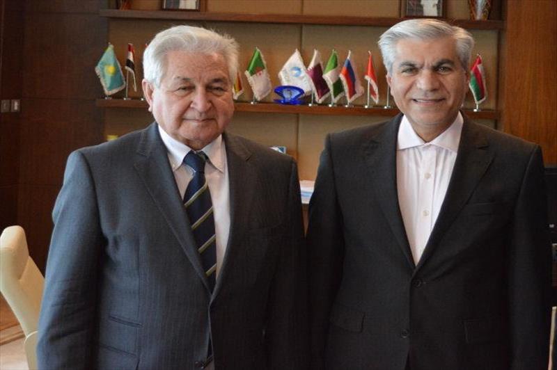 Ambassador of the Republic of Azerbaijan to the State of Qatar Visits GECF